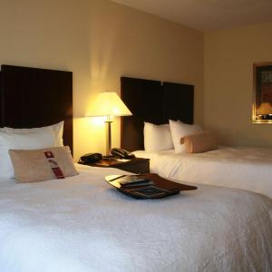 Room with Two Queen Beds - Non-Smoking