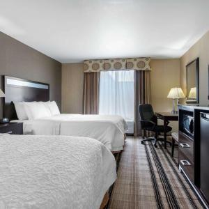 Room with Two Queen Beds - Non-Smoking