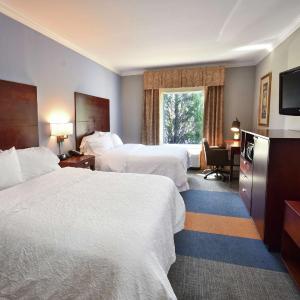Room with Two Queen Beds - Non-Smoking