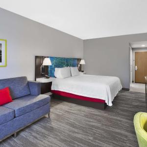 King Room with Sofa Bed and Study - Non-Smoking
