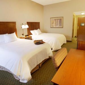 Room with Two Queen Beds - Non-Smoking