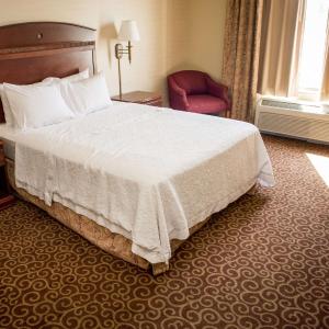 Queen Room - Disability Access/Non-Smoking