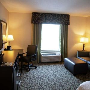 King Room with Sofa Bed - Non-Smoking