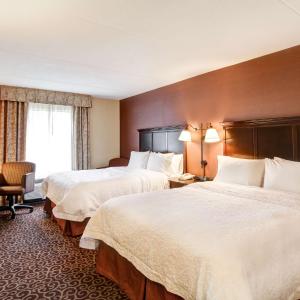 Room with Two Queen Beds - Non-Smoking