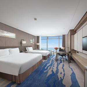 1 King and 1 Single Bed Premium Sea View