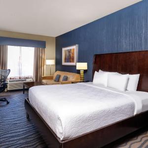 Deluxe King Room with Sofa Bed