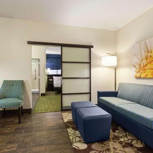 Junior Queen Suite with Sofa Bed
