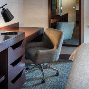 One-Bedroom King Suite with Fireplace