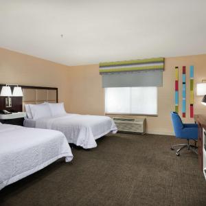 Queen Room with Two Queen Beds - Mobility Access/Non-Smoking