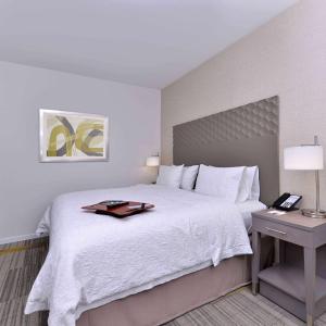 King Room - Non-Smoking
