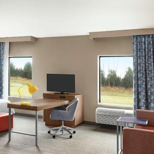King Room with Sofa Bed - Non-Smoking