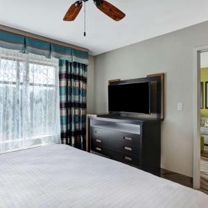 King Suite - Hearing Access/Non-Smoking
