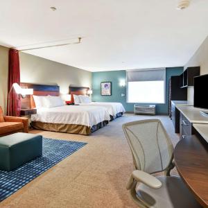 Queen Studio with Two Queen Beds - Mobility Access/Non-Smoking