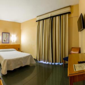 Double Room with Terrace and Parking