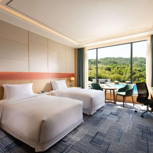 Twin Room with Pool View
