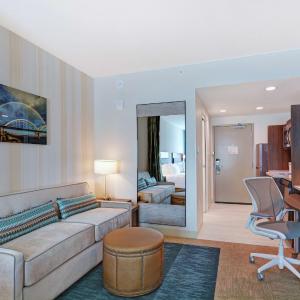 King Studio Suite - Hearing Access/Non-Smoking