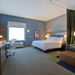 King Studio Suite - Mobility and Hearing Access/Non-Smoking