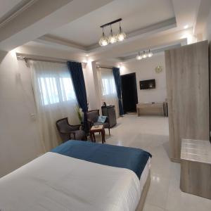 Single Room with Lake View