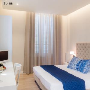 Deluxe Double or Twin Room with Pool View