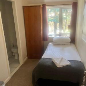 Economy Single Room
