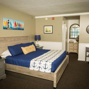 King Room with Balcony - no view