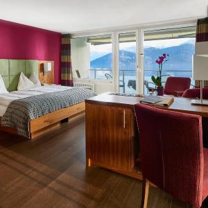 Superior Double Room with Lake View and Balcony