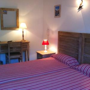 Double or Twin Room with Mountain View