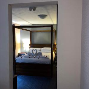 Executive Four Poster Double Room