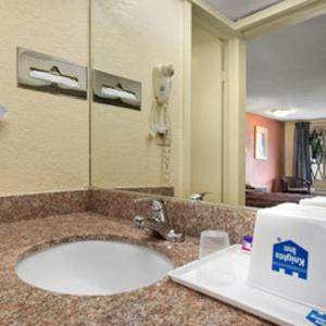 Double Room - Disability Access -Non Smoking