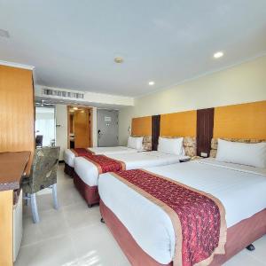 Superior Triple Room