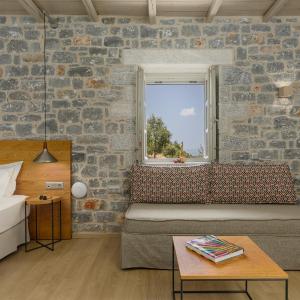 Deluxe Suite with Sea View