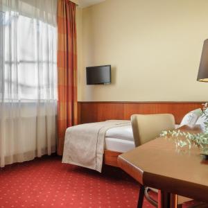 Economy Single Room