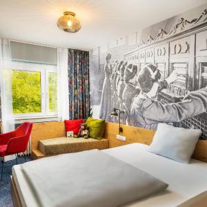 Large Single Room