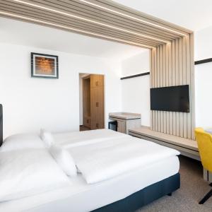 Standard Double or Twin Room with Balcony