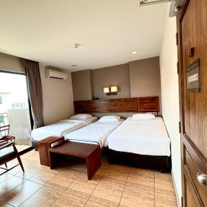 Triple Room with Balcony