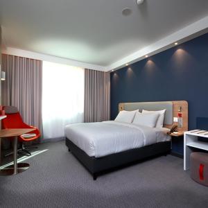 Standard Queen Room - Accessible