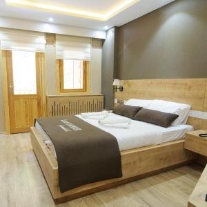 Double Room with Lake View