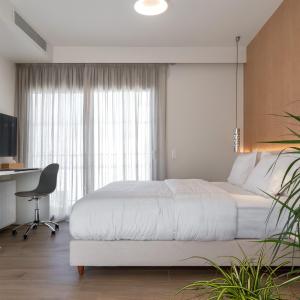 One-Bedroom Roof top Apartment with terrace