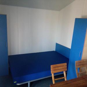 Caravan with shared bathroom