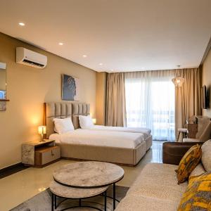 Standard Double Suite