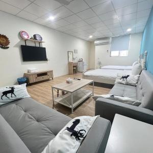 Economy Twin Room