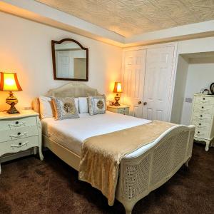 Lower Ground Floor - Double Room