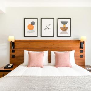 Premium Queen Room