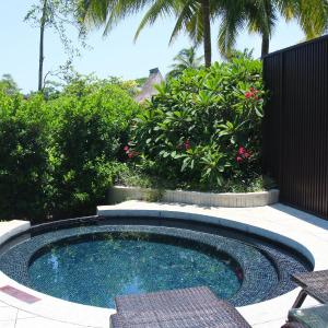 Linyin Garden Pool King Room with Poolside View