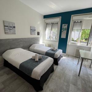 Large Twin Room
