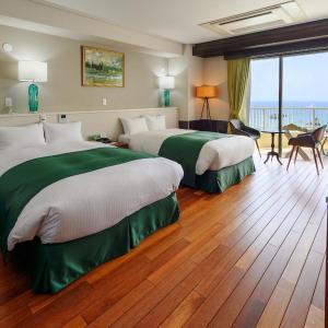 Superior Twin Room(Green)：capacity 2 people