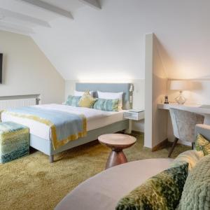 Junior Suite (2 Adults)