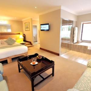 Superior King Suite