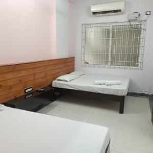 Economy Quadruple Room