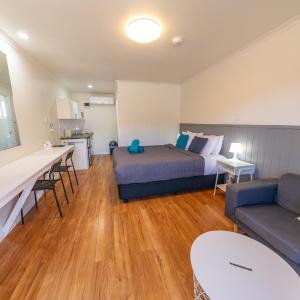 Queen Room - Not Pet Friendly